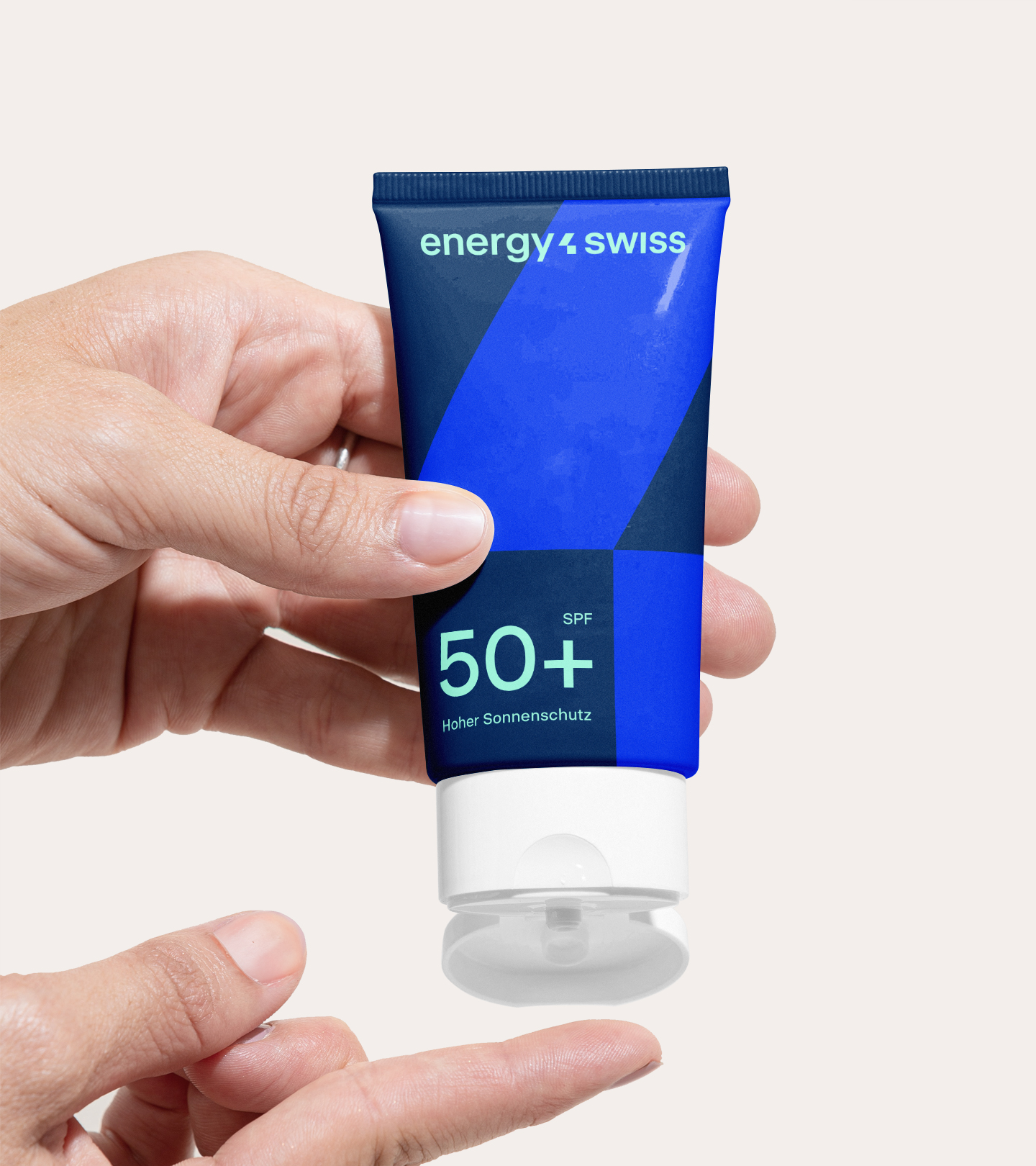 Ein weiteres Merchandiseprodukt: eine energy4swiss-Sonnencreme mit Schutzfaktor 50